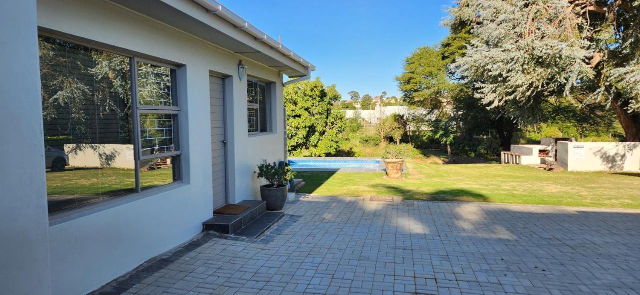 Marilyn'S Rooms Swellendam Esterno foto